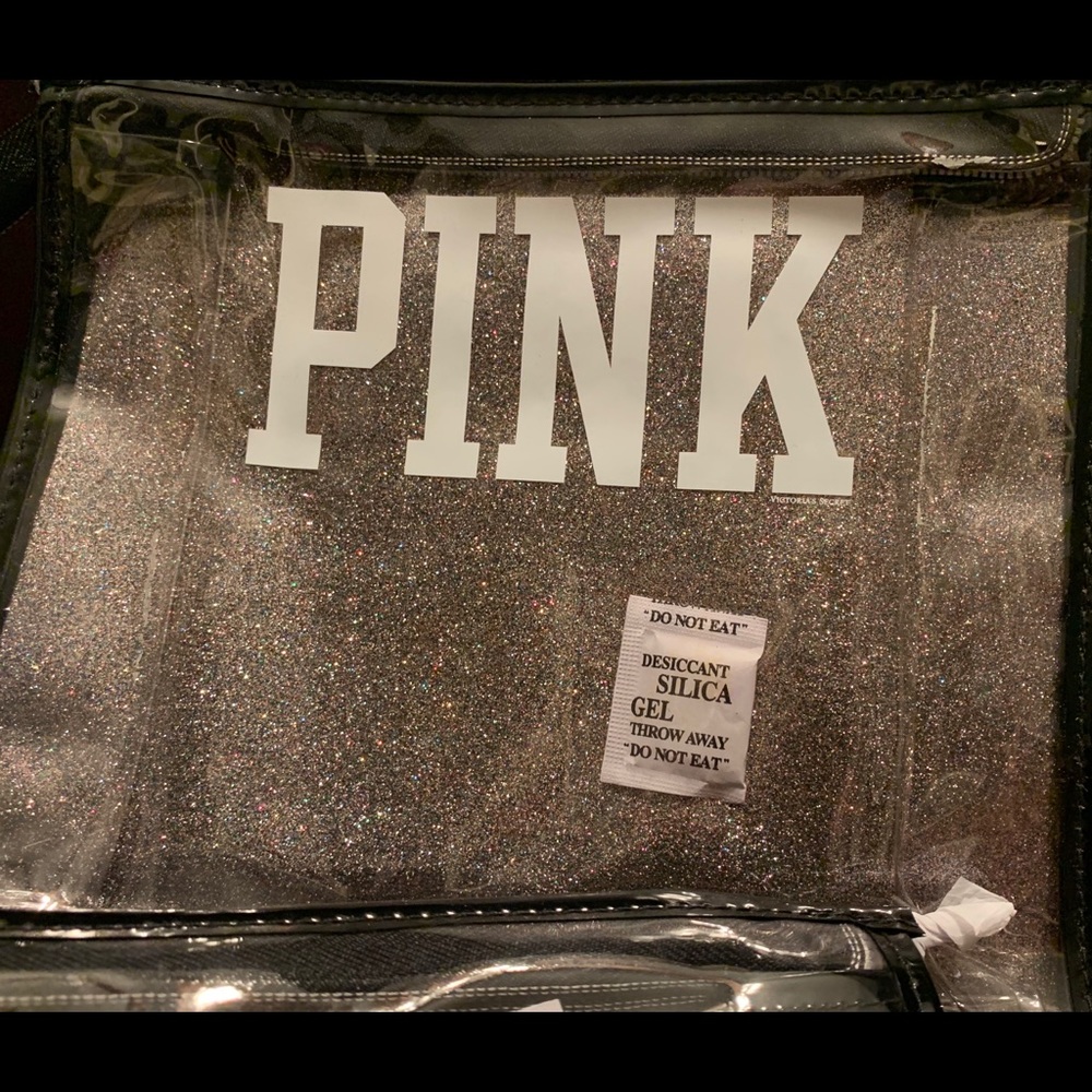 4 NEW PINK Cosmetic Bags NEW w/tags